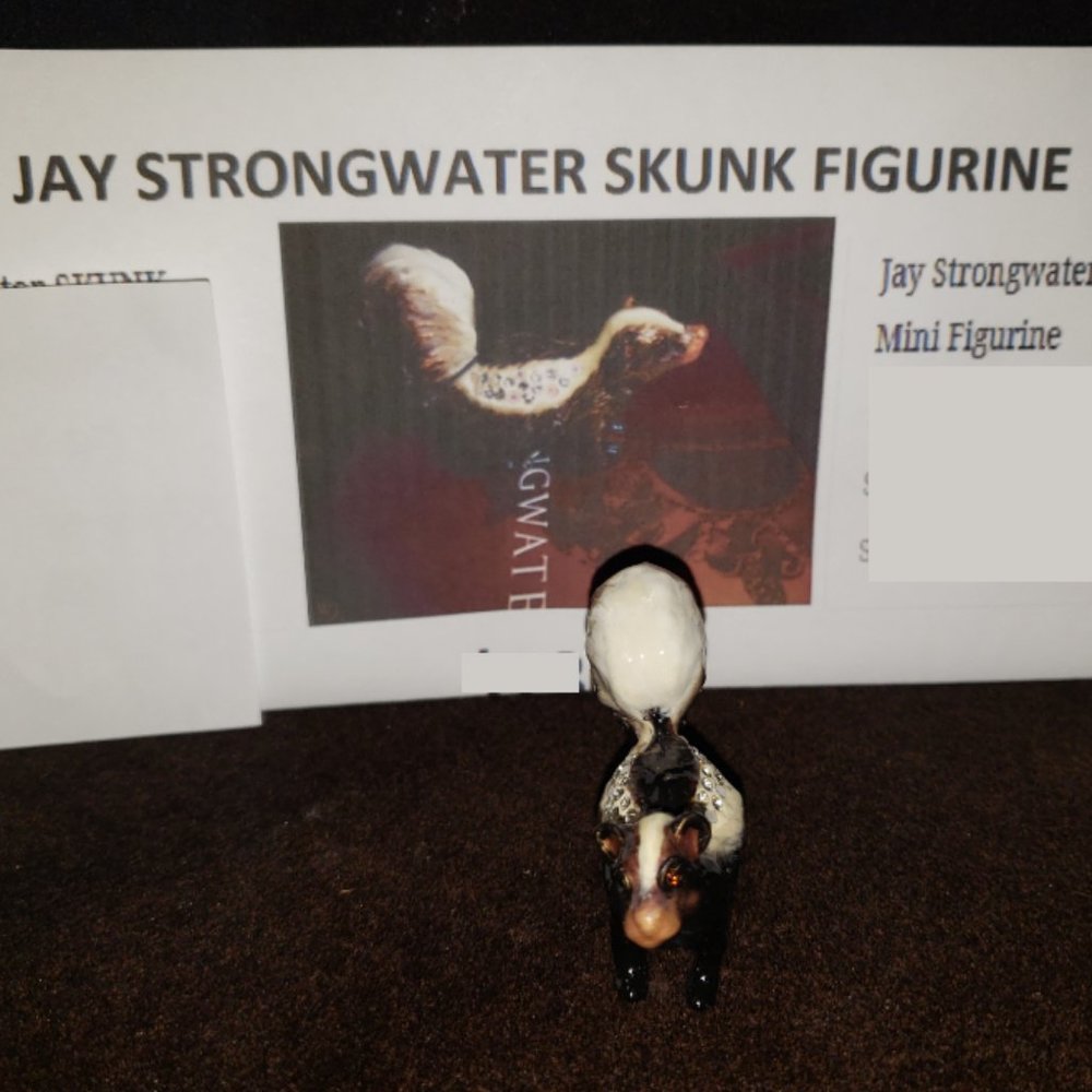 JAY STRONGWATER COLE MINI SKUNK FIGURINE SWAROVSKI CRYSTALS